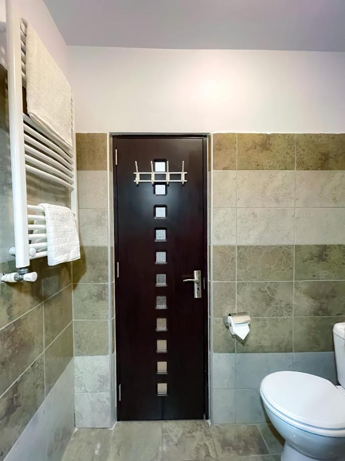Cool Flat In The Heart Of Bucharest'S Fun And History Daire Dış mekan fotoğraf
