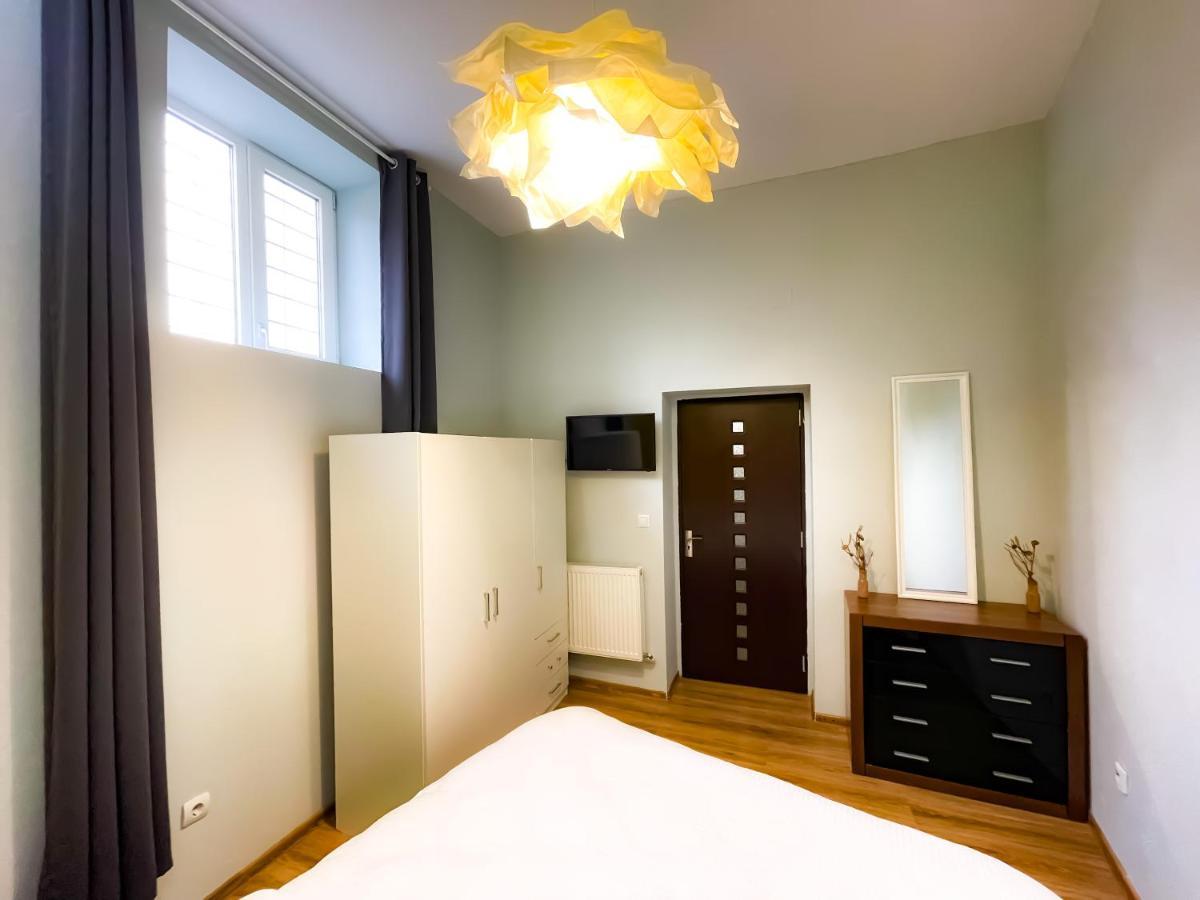 Cool Flat In The Heart Of Bucharest'S Fun And History Daire Dış mekan fotoğraf