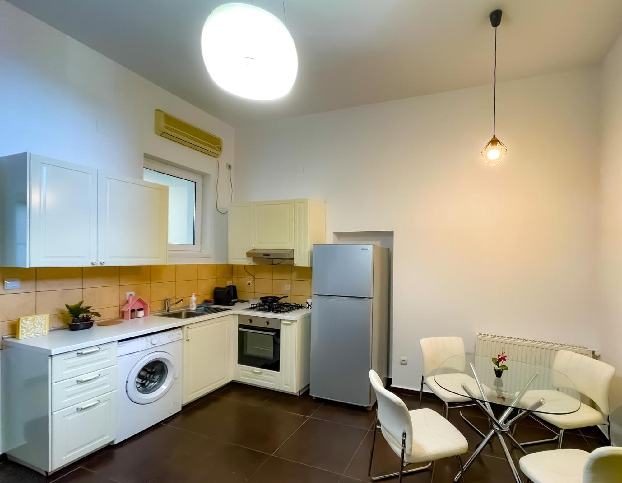 Cool Flat In The Heart Of Bucharest'S Fun And History Daire Dış mekan fotoğraf