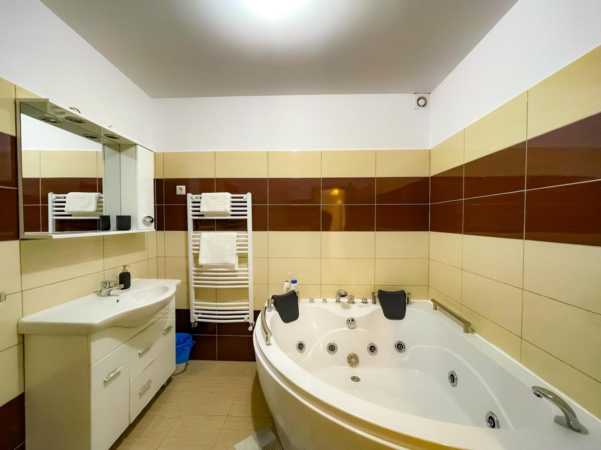 Cool Flat In The Heart Of Bucharest'S Fun And History Daire Dış mekan fotoğraf